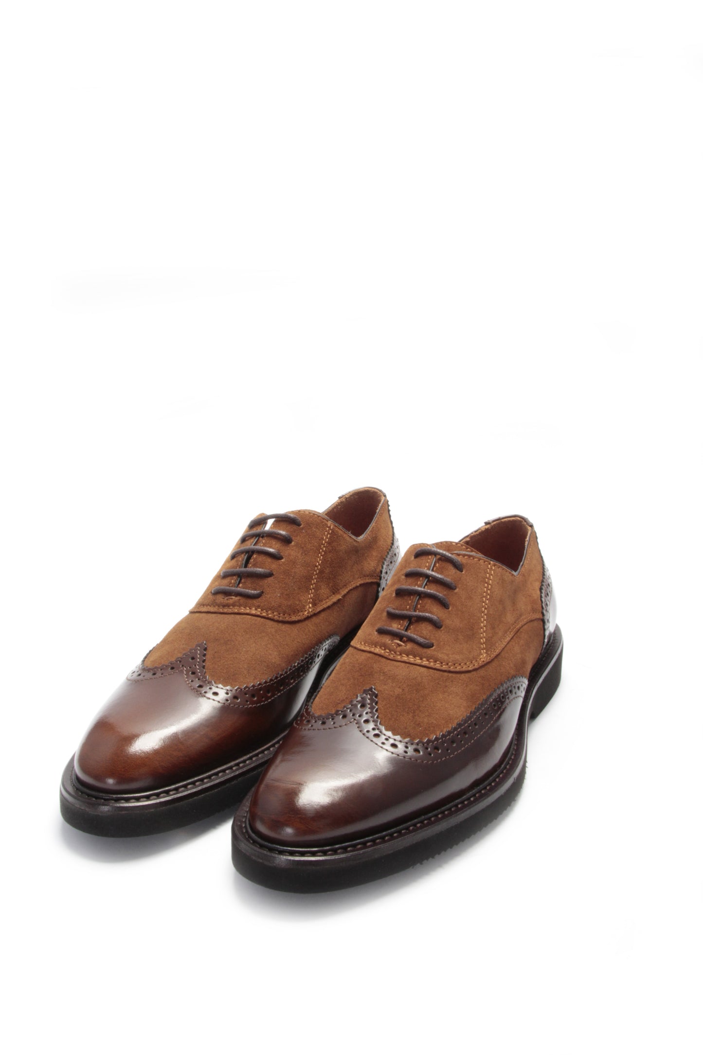 Sapato Hugo Manuel Polido Camel