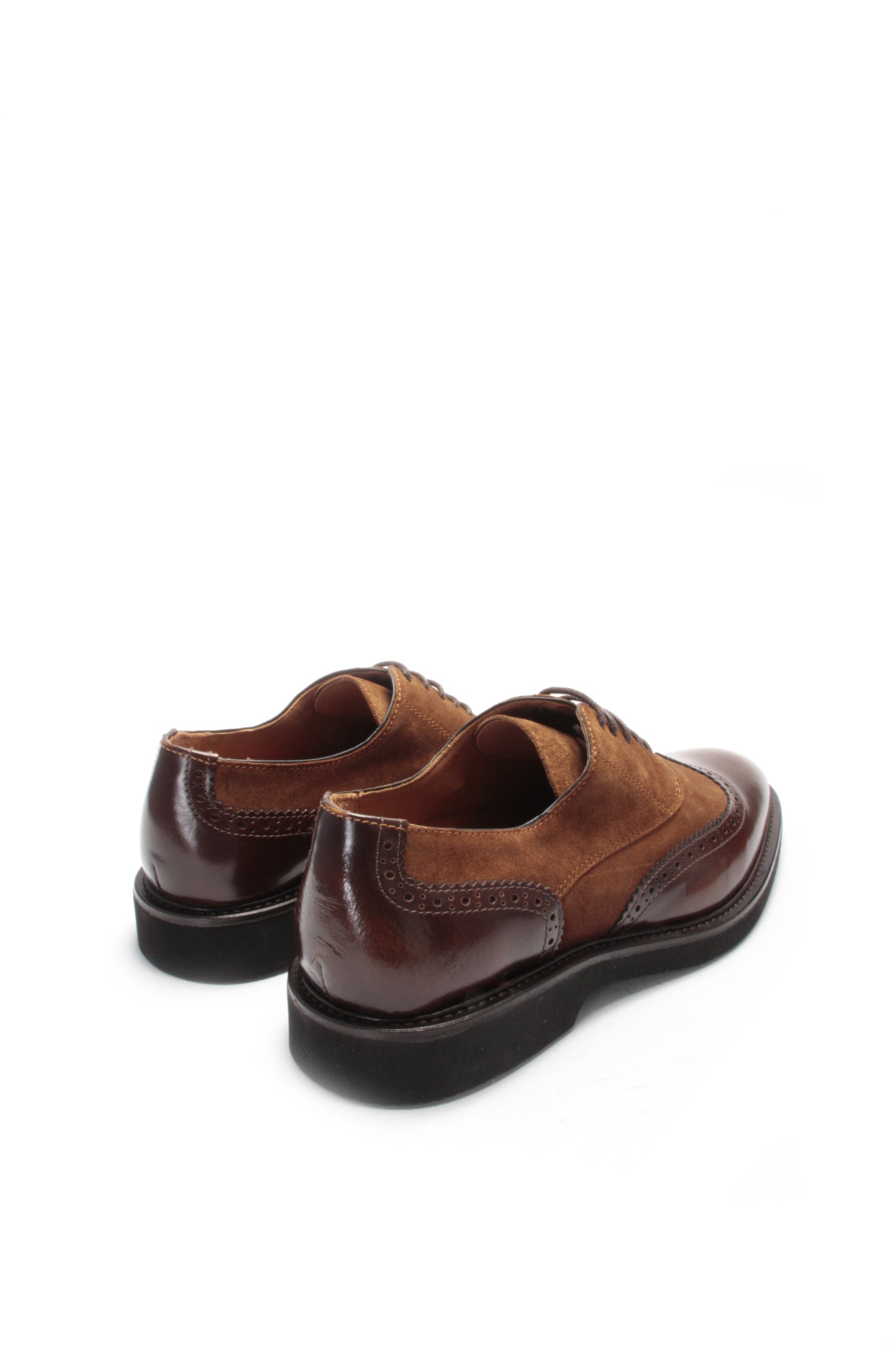 Sapato Hugo Manuel Polido Camel