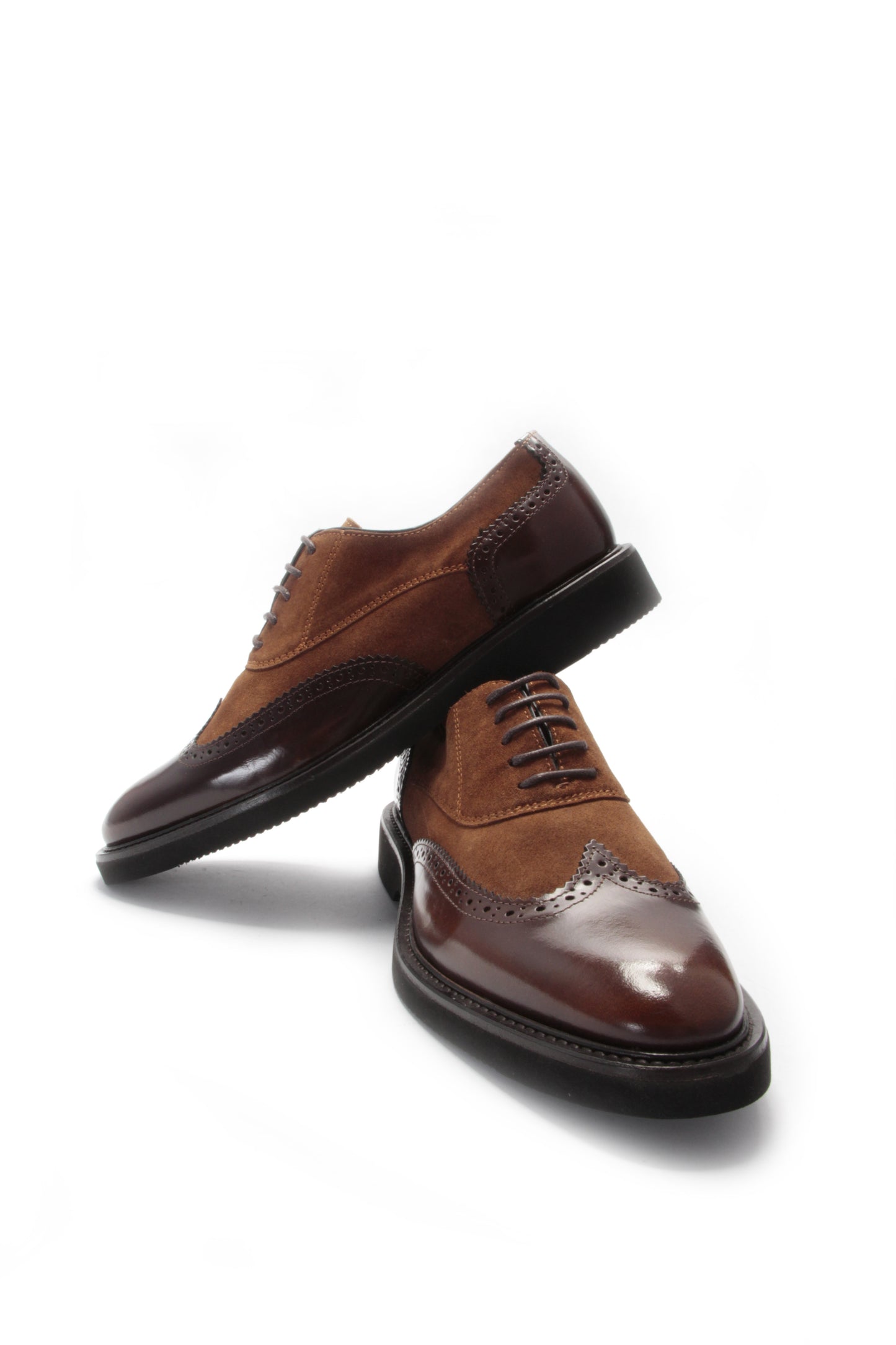 Sapato Hugo Manuel Polido Camel