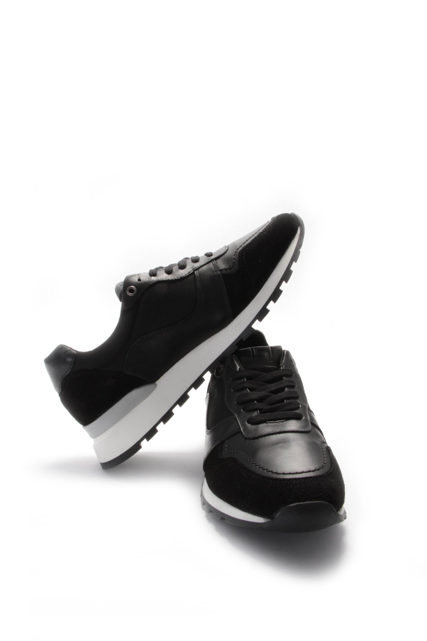 Sapatilha Hugo Manuel Preta