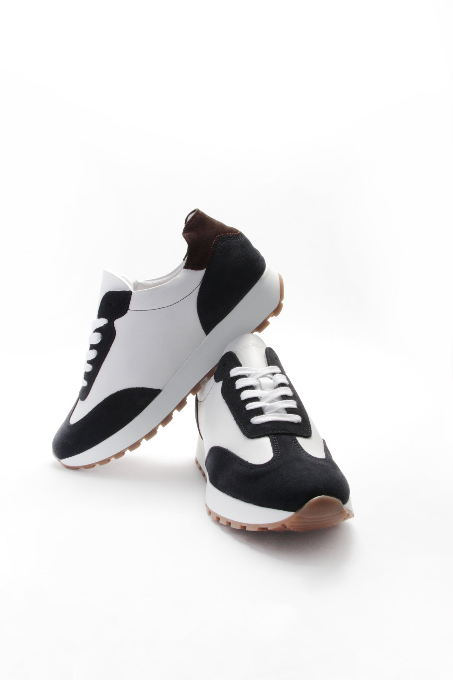 Sapatilha Hupa Shoes Anilina Branca/ Suede Preto