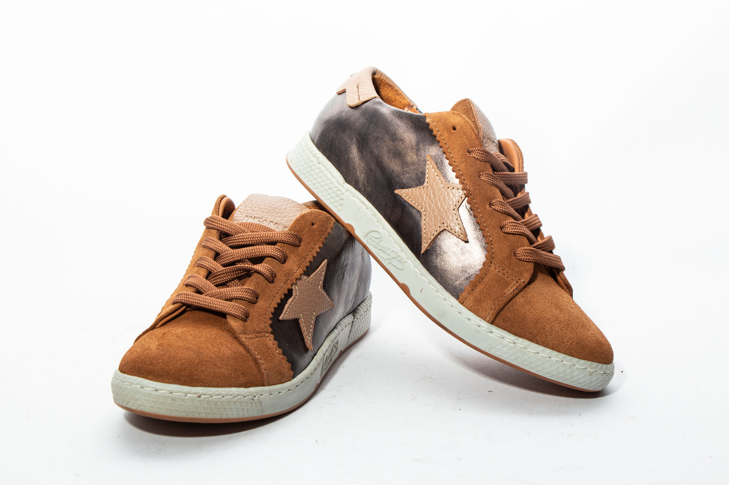 Sapatilha desportiva preto metalizado